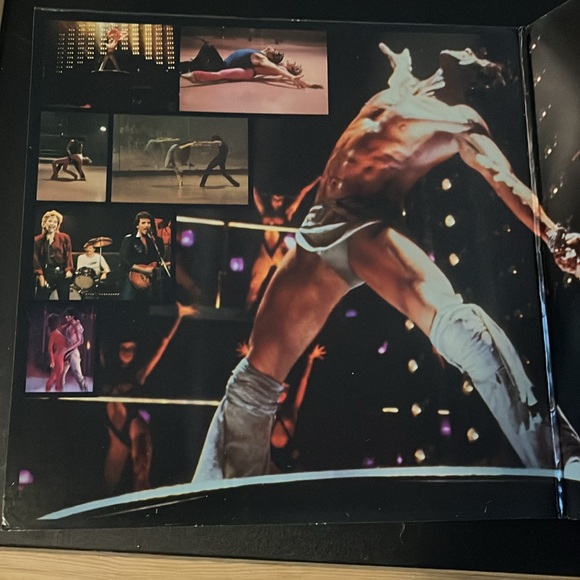 STAYING ALIVE OMP Soundtrack LP Vinyl 1983 The Bee Gees Frank Stallone - Picture 3 of 5